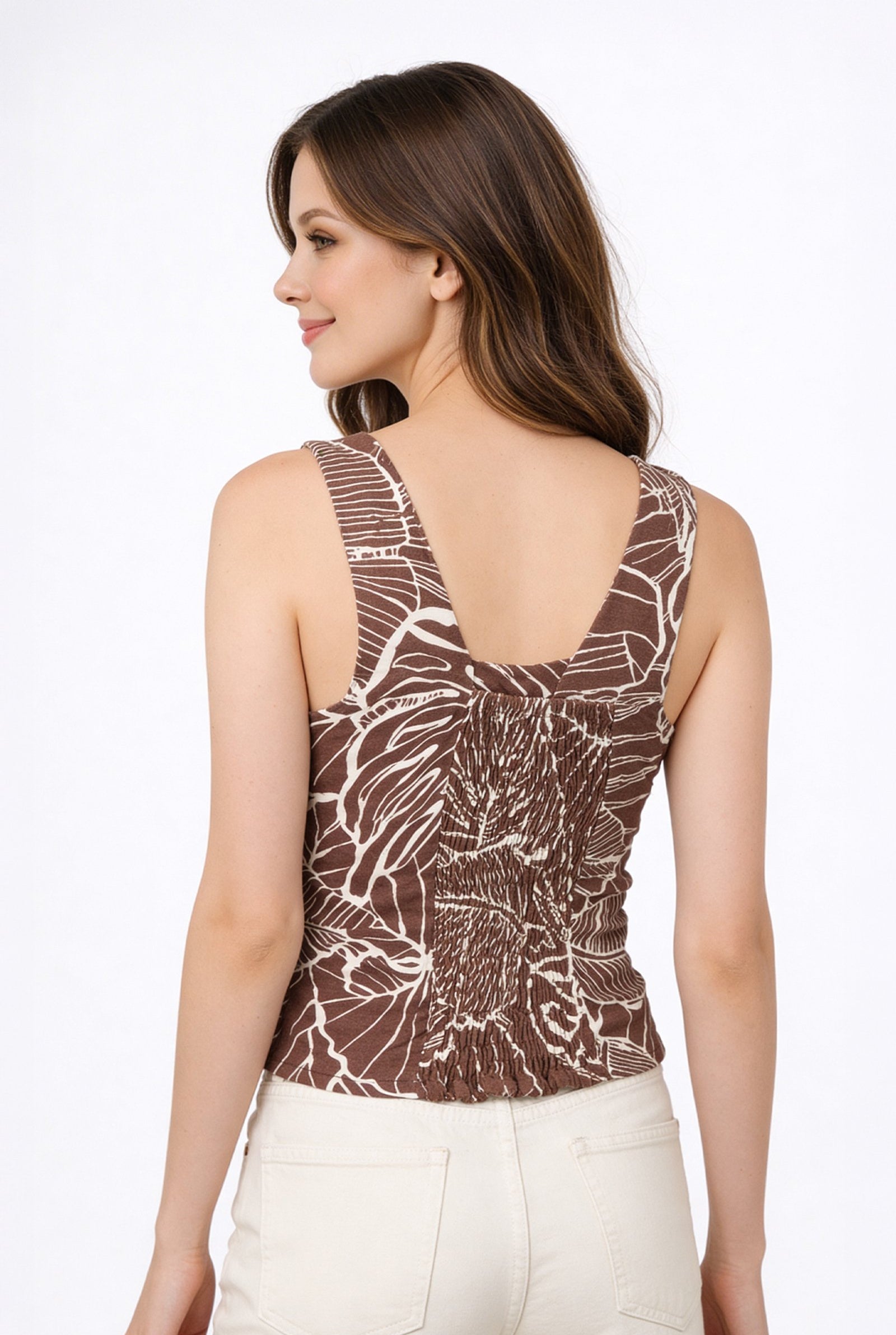 Blusa de dama moda manga sisa, blusa de mujer con diseño moderno y manga sisa en tonos marrones.