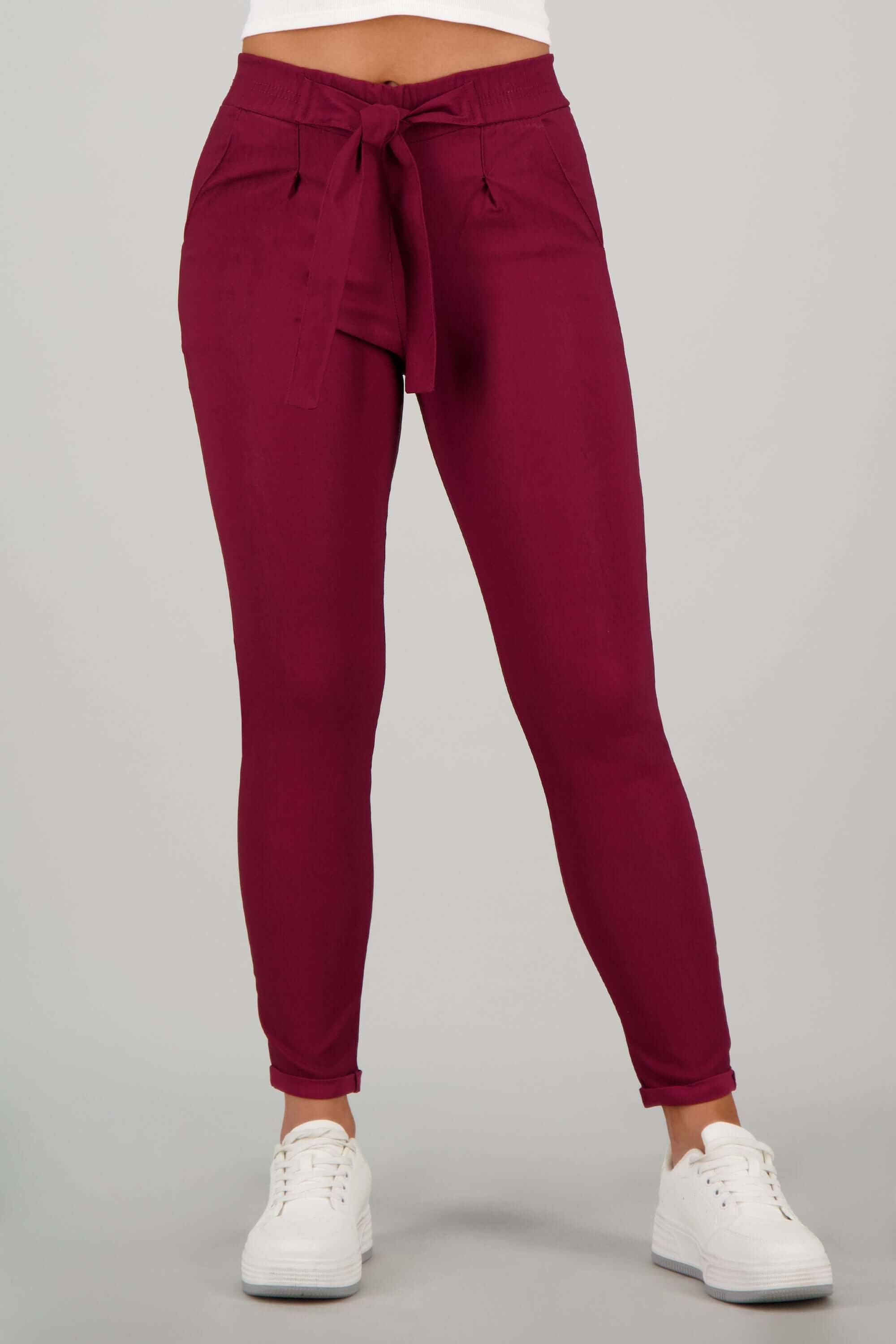 Pantalones de mujer cómodos y modernos ideales para cualquier ocasión.