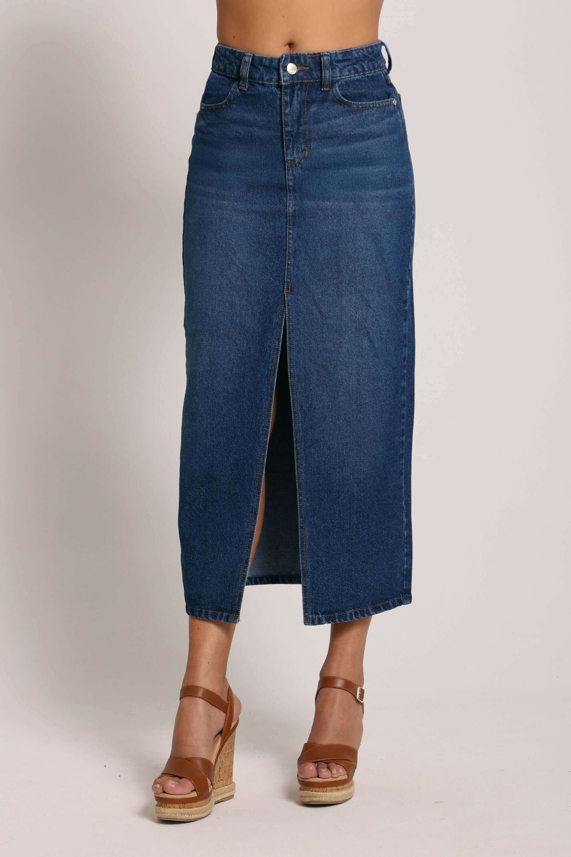 Faldas de mujer modernas, elegantes y cómodas, ideal para cualquier ocasión.