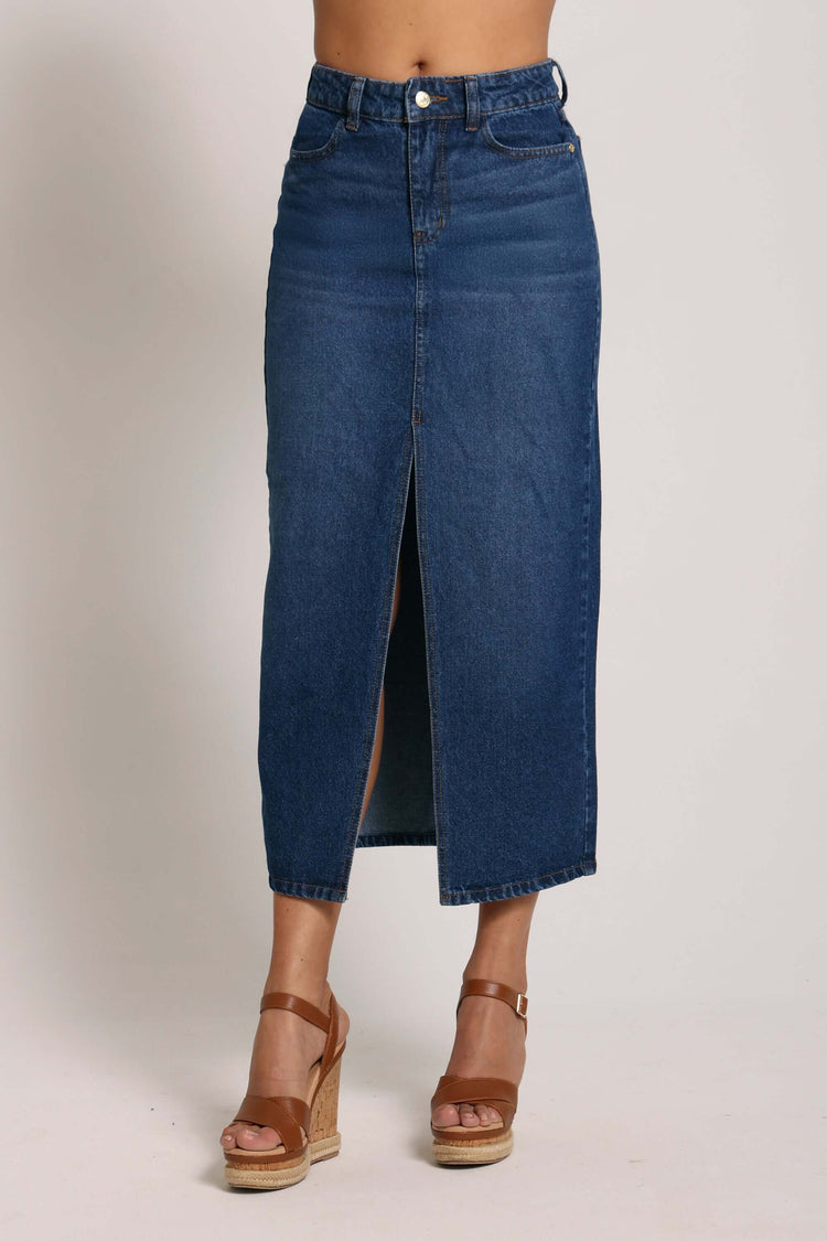 Faldas de mujer modernas, elegantes y cómodas, ideal para cualquier ocasión.