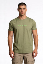 Camiseta de hombre sublimada color verde militar con mensaje 'Real is Rare' en el pecho.