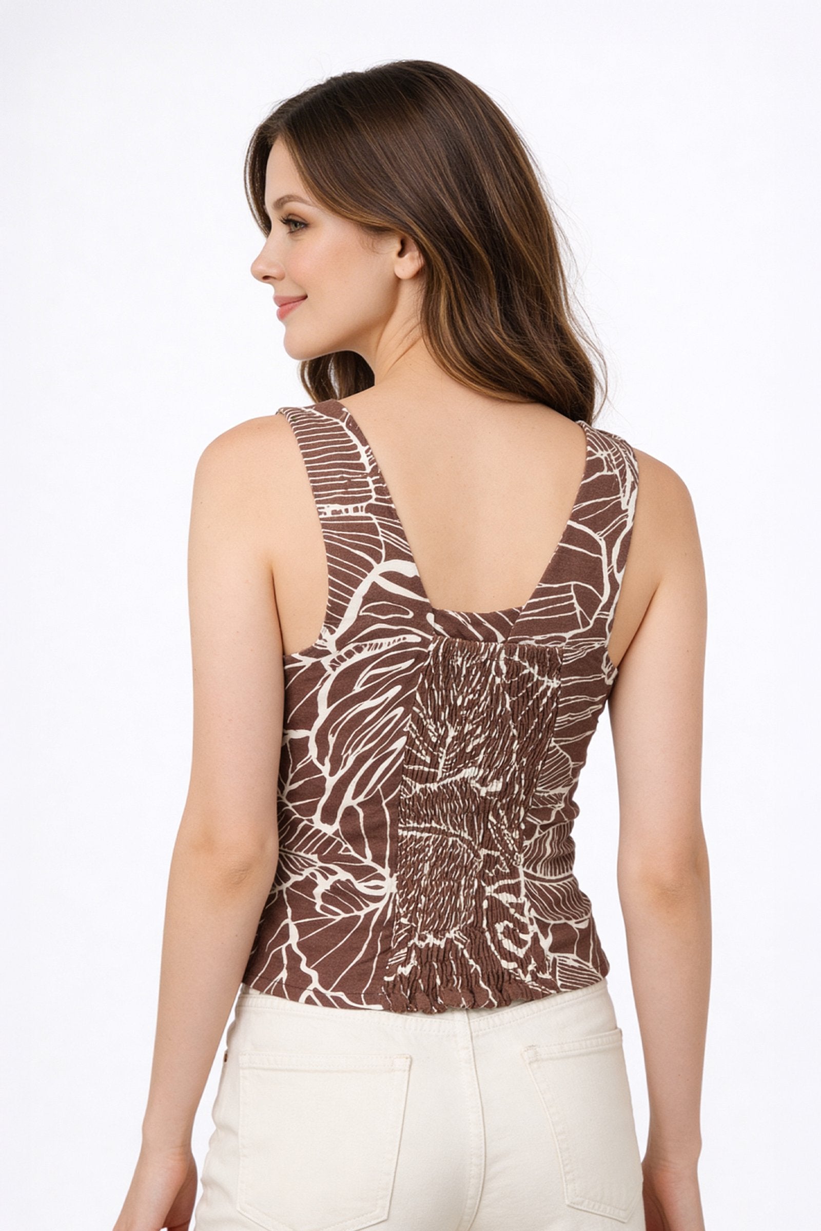 Blusa de dama moda manga sisa, blusa de mujer con diseño moderno y manga sisa en tonos marrones.