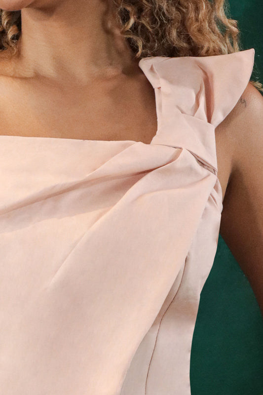 Blusa de dama formal ajustada