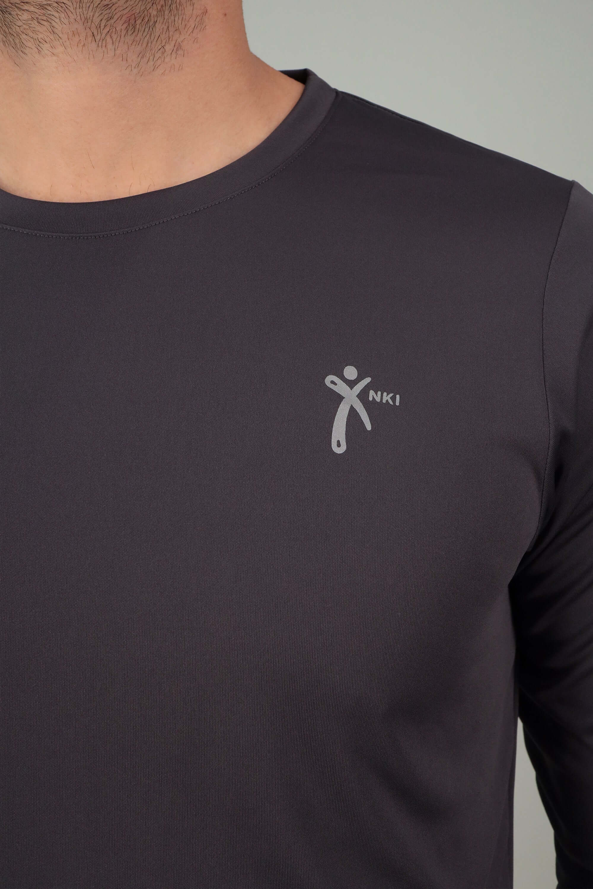 Buzo deportivo para hombre, ideal para crear outfits relajados y a la ...